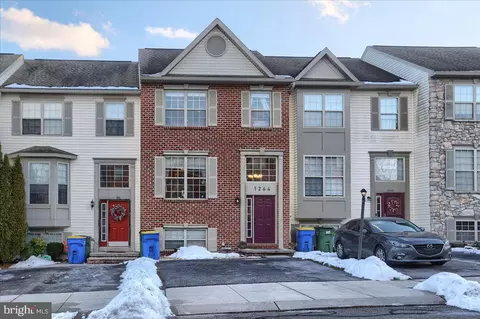 1264 Wanda Dr, Hanover, PA 17331