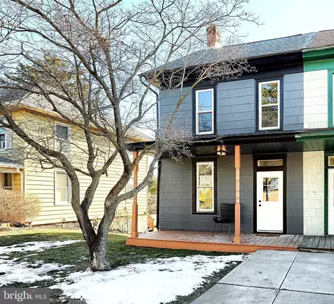 218 E Market, Hellam, PA 17406