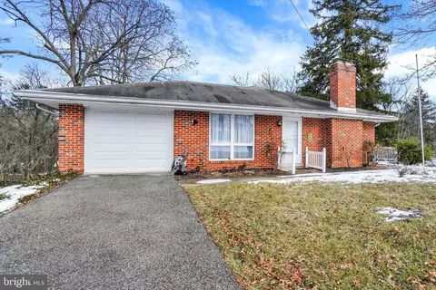 2201 Middle St, York, PA 17408