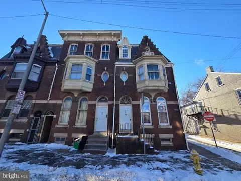 668 E Market St, York, PA 17401