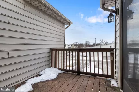 Exterior - 681 E Walnut St, Hanover, PA 17331 photo 3 of 6