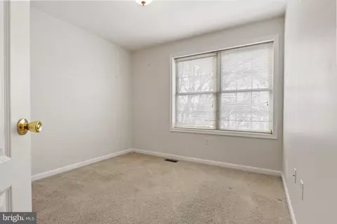 Bedroom - 681 E Walnut St, Hanover, PA 17331 photo 4 of 4