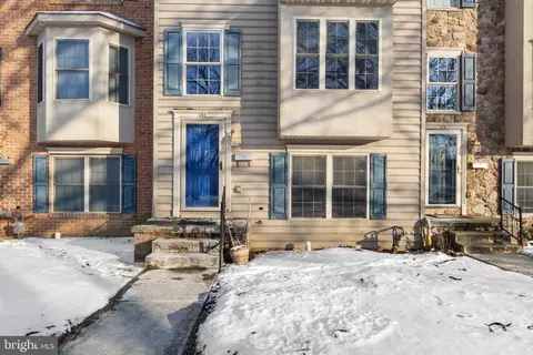 Exterior - 681 E Walnut St, Hanover, PA 17331 photo 2 of 6