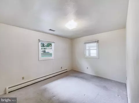 Bedroom - 5 Carson Ave, Hanover, PA 17331 photo 1 of 4