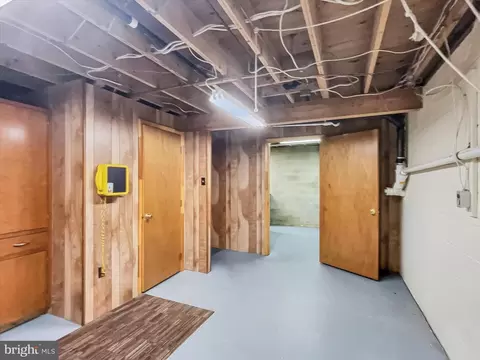 Entry Way - 5 Carson Ave, Hanover, PA 17331 photo 1 of 1