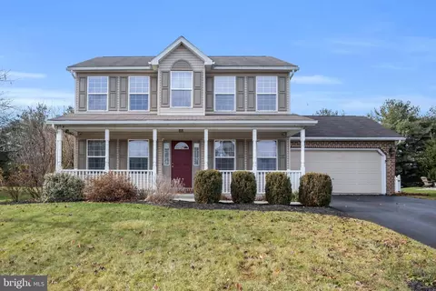 150 Martel Cir, Dillsburg, PA 17019