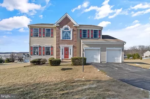 8143 Pleasant Valley Rd, Stewartstown, PA 17363