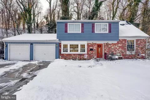 116 Yellow Breeches Dr, Camp Hill, PA 17011