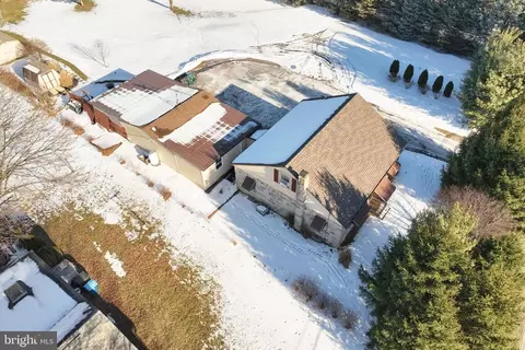 897 Delta Rd, Red Lion, PA 17356