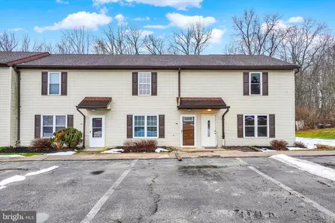 3116 Galaxy Rd, Dover, PA 17315 photo 2