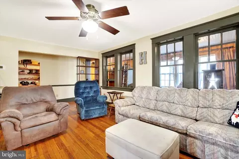 Other - 370 E Market, York, PA 17406 photo 3 of 12