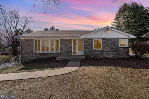 196 Bluestone Rd, York, PA 17406