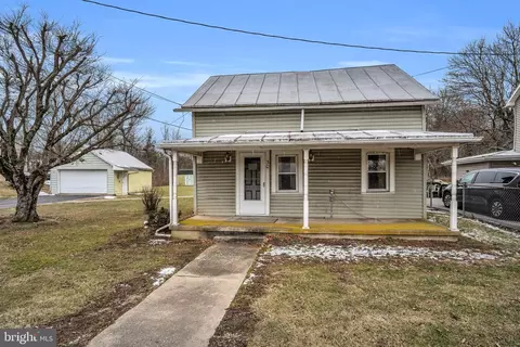 30 Old York Rd, Wellsville, PA 17365