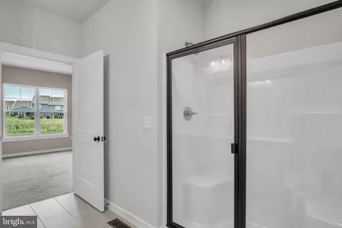 Entry Way - 880 Shadowbrooke Dr, Dover, PA 17315 photo 2 of 2