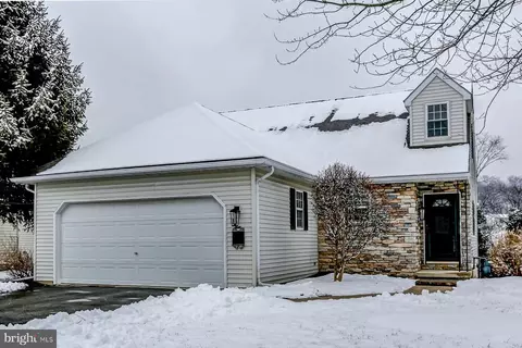 613 Misty Hill Ln, Dallastown, PA 17313