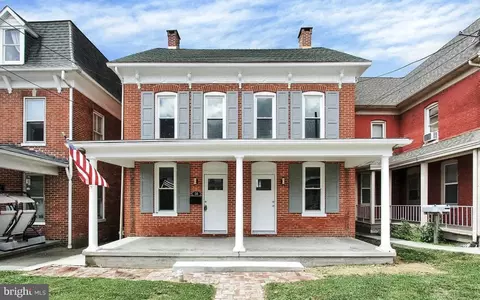 56 N 58 N Main St, Spring Grove, PA 17362