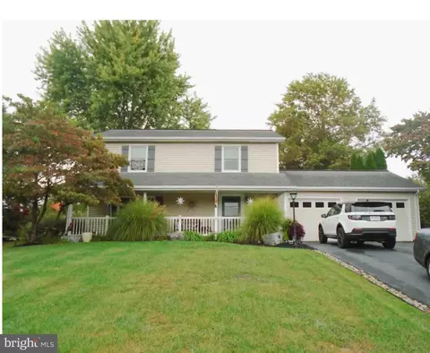 510 W Siddonsburg Rd, Dillsburg, PA 17019