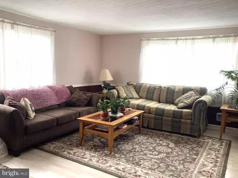40 2nd St, Windsor, PA 17366 photo 7