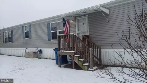 91 Chesapeake Ests, Thomasville, PA 17364