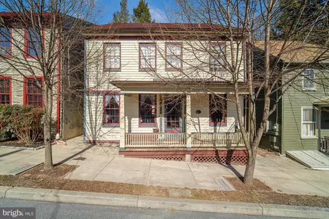 218 Locust St, Wrightsville, PA 17368
