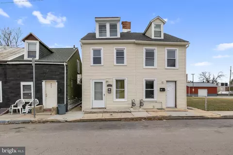 225 E South St, York, PA 17403