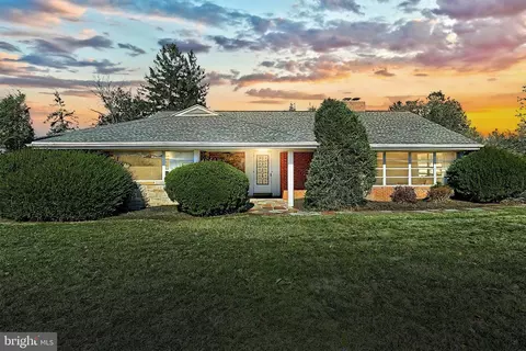 35 Peyton Rd, York, PA 17403