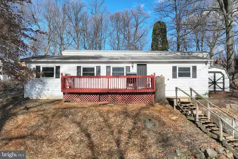 2550 Old Trail Rd #33, York Haven, PA 17370
