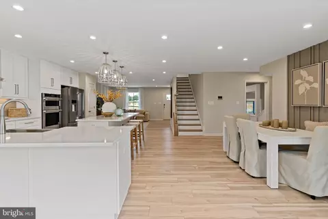 Entry Way - 541 Benjamin Rd, Hanover, PA 17331 photo 5 of 18