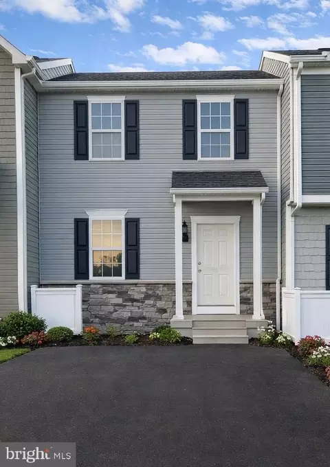 123 Holstein Dr #161, Hanover, PA 17331