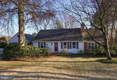 90 Dew Drop Ct, York, PA 17403