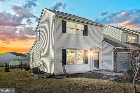 3114 Long Meadow Dr #23A, Dover, PA 17315