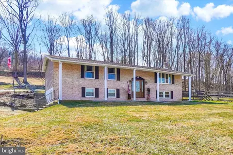 3436 Druck Valley Rd, York, PA 17406