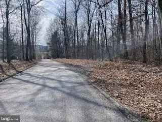 501 Tracey Rd, Hanover, PA 17331