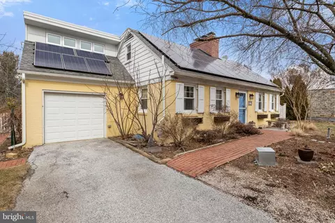 327 Lambeth Walk, York, PA 17403