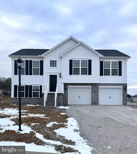 22 Meadow Ln #19, Hanover, PA 17331