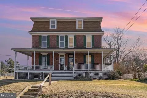 103 N Constitution Ave, New Freedom, PA 17349