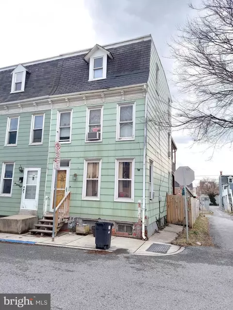 240 Park Pl, York, PA 17401