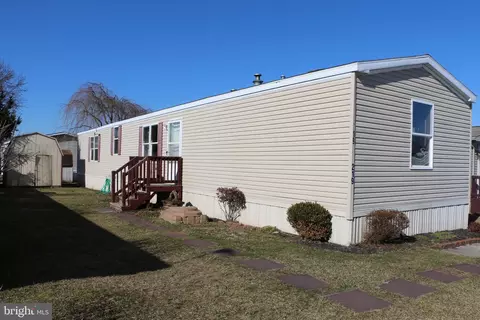 219 Chesapeake Est, Thomasville, PA 17364