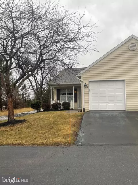 24 Hagarman Dr, York, PA 17408