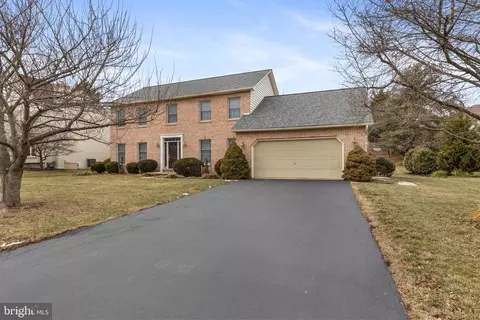 3025 Persimmon Dr, York, PA 17404
