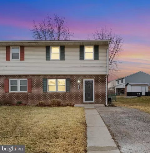 1411 Baer Ave, Hanover, PA 17331