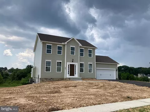 410 Ripple Dr #55, Hanover, PA 17331