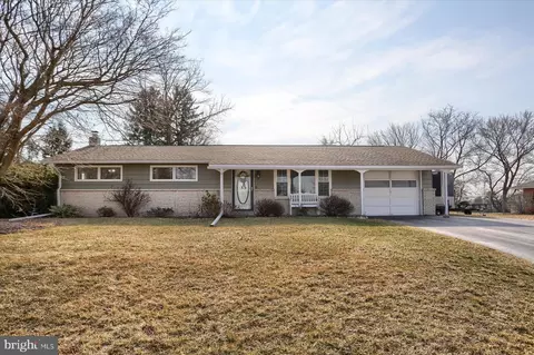 4360 Zimmerman Dr, York, PA 17408