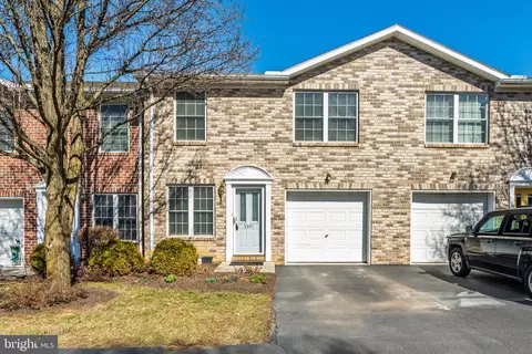 3591 Mark Dr #3591, York, PA 17402