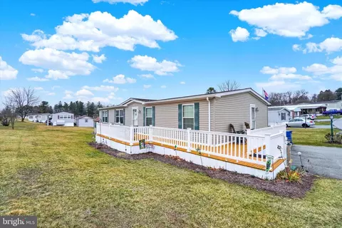 139 Lisa Cir, York, PA 17406