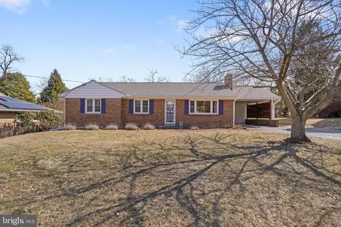 210 Orchard Rd, New Cumberland, PA 17070
