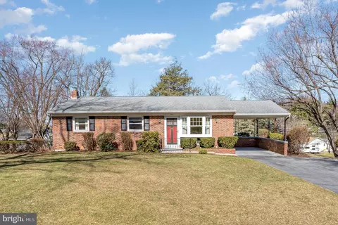 791 Scenic Cir, New Cumberland, PA 17070