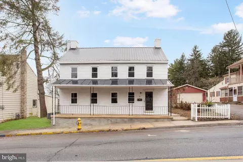 30 S Main St, Dover, PA 17315