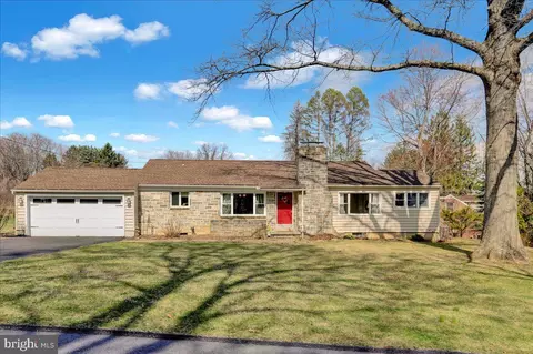 367 Waters Rd, York, PA 17403