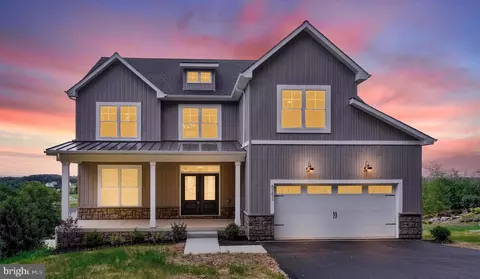 8252 Blue Ball Rd, Stewartstown, PA 17363